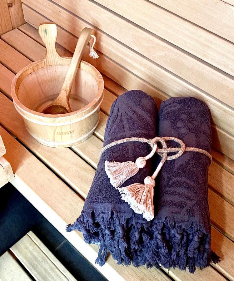 Romantic Wellness Bnb โนร์ดวิก ภายนอก รูปภาพ