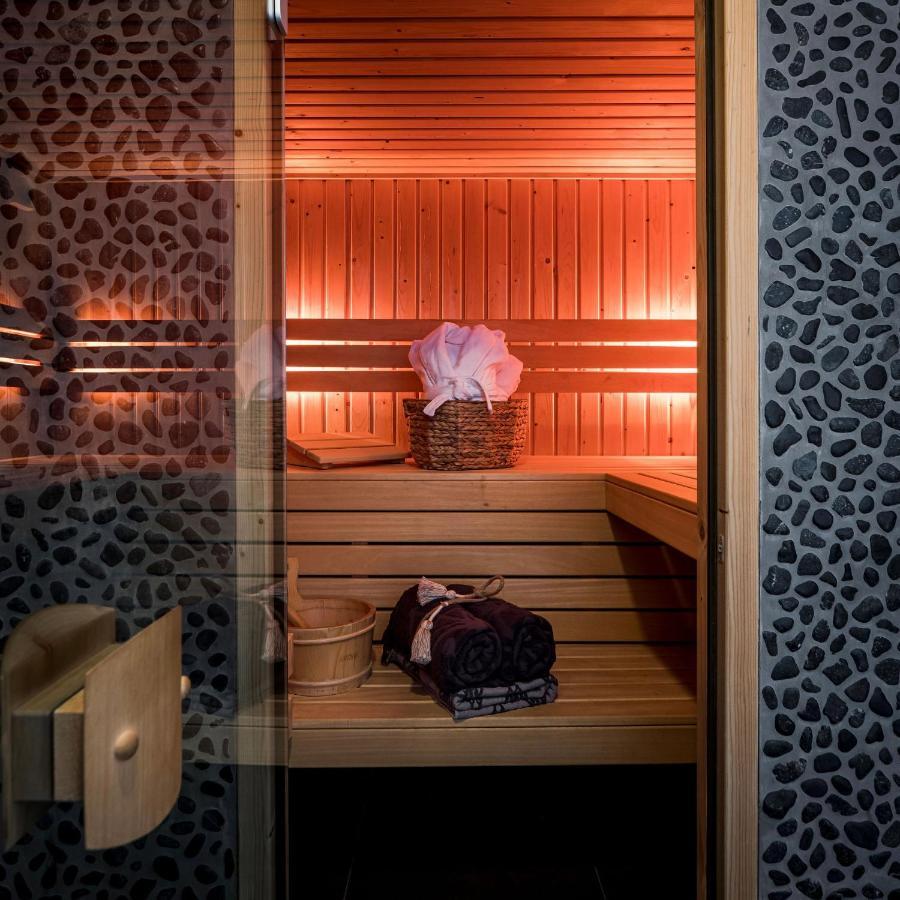 Romantic Wellness Bnb โนร์ดวิก ภายนอก รูปภาพ